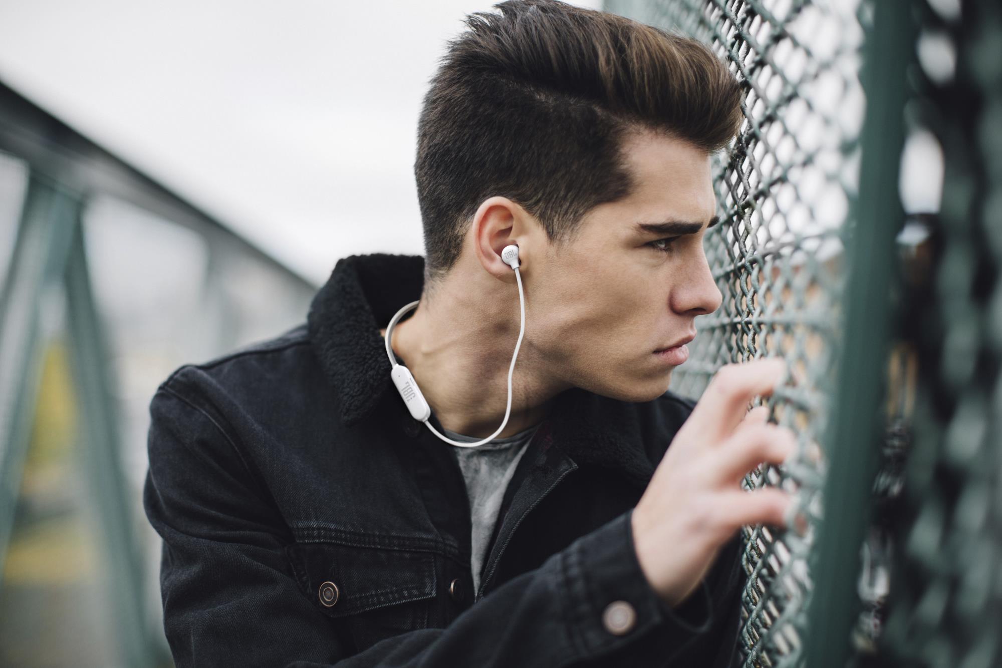 Навушники з БТ JBLT125BTWHT дивитися зображення № 9