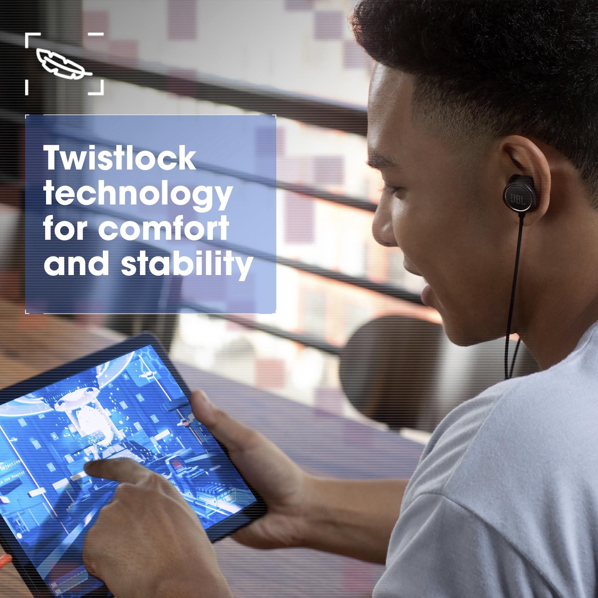 Навушники JBLQUANTUM50BLK дивитися зображення № 4